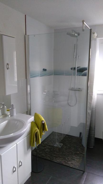 Ferienwohnung Zur Tanne Wutoschingen Стая снимка